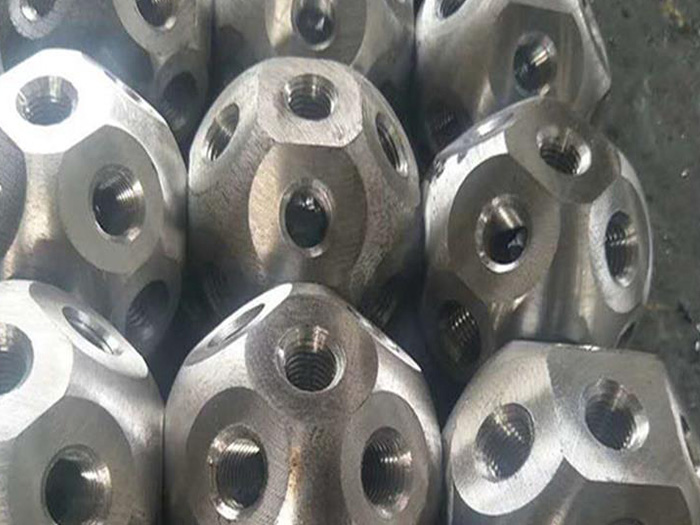 鞍山螺栓球网架杆件制作